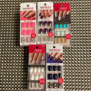imPress press-on gel nails. Set of five cool colors